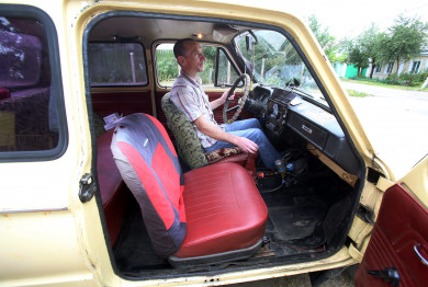 Воронежский таксист на «Запорожце»: «10% пассажиров отказываются со мной ехать»